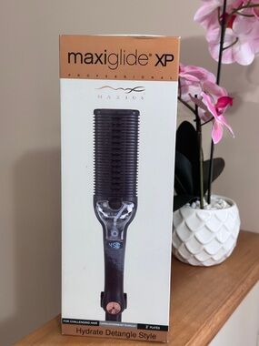 Maxius Maxiglide XP Hair Straightener Steam Flat Iron New